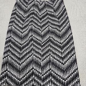 Black &white Skirt XL